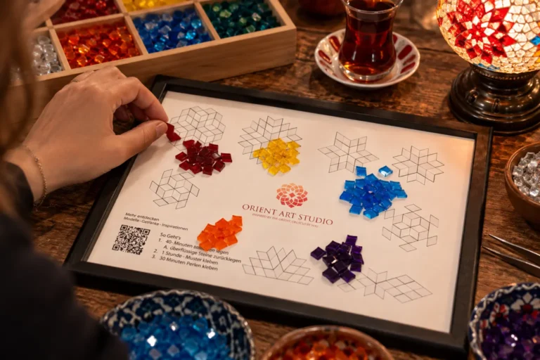Muster und Farben beim Mosaiklampen-Workshop im Orient Art Studio Berlin